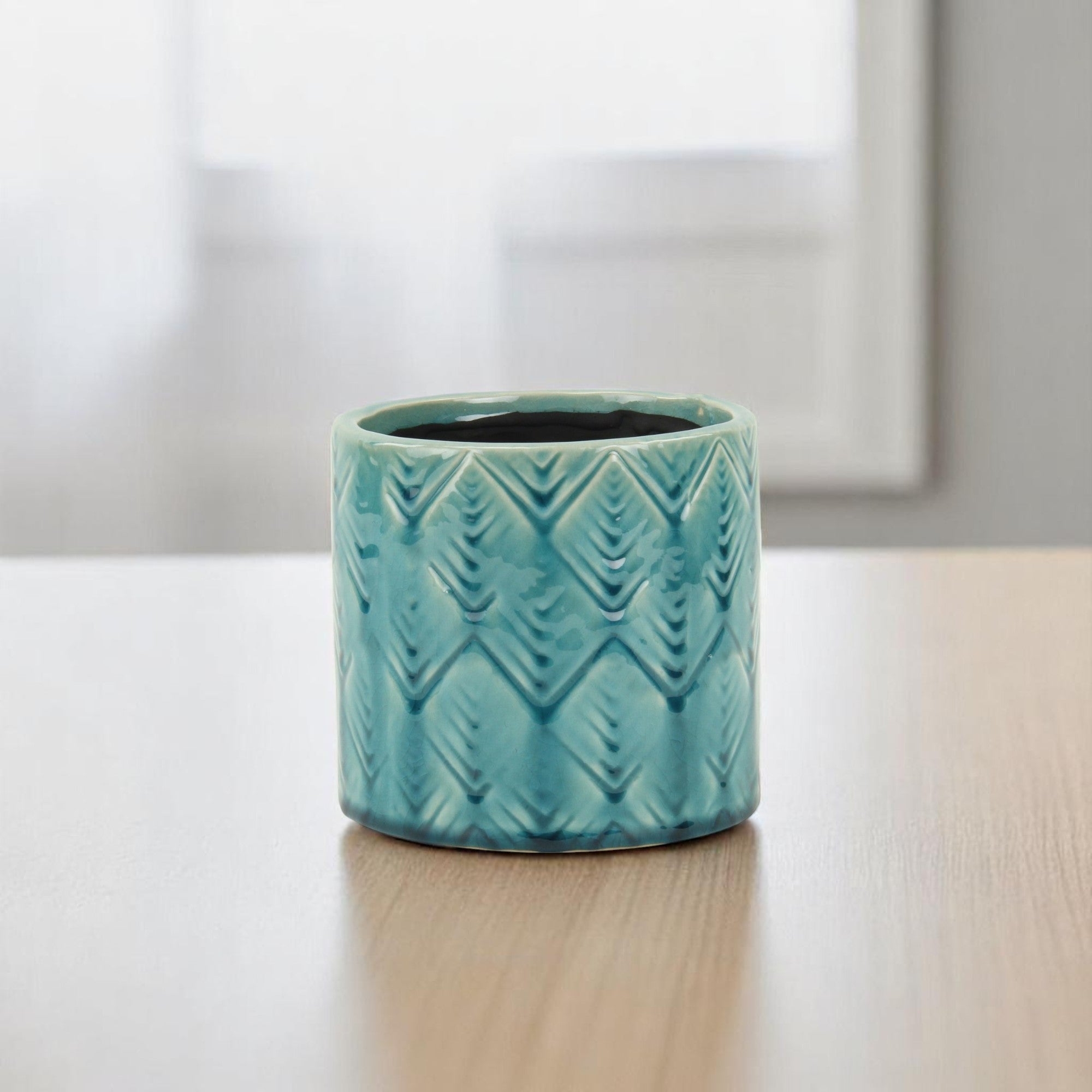 Turquoise Ceramic 22 Ounce Geometric Round Distressed Pot Planter