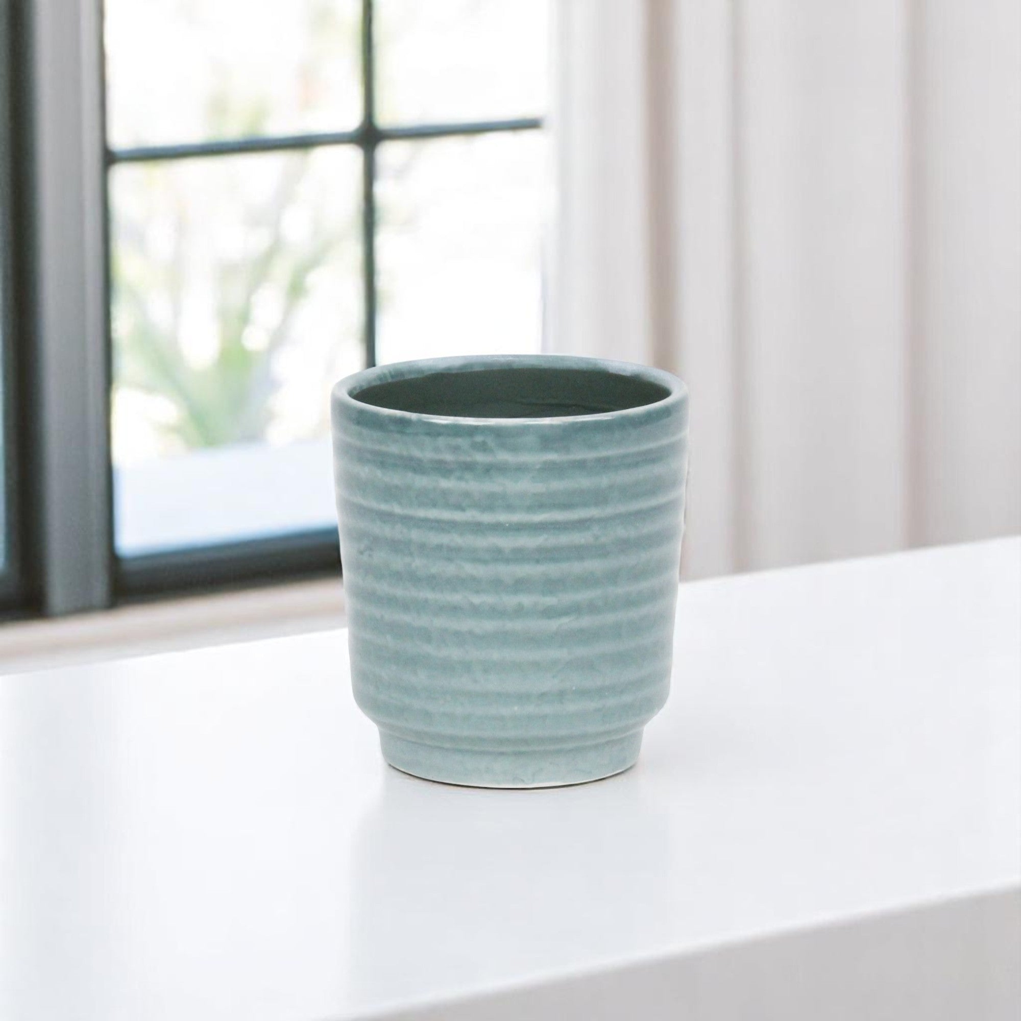 Green Ceramic 15 Ounce Striped Round Distressed Pot Planter