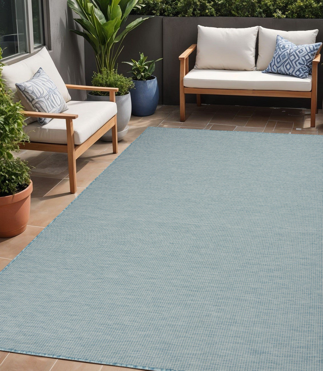 7' X 10' Aqua Indoor Outdoor Area Rug