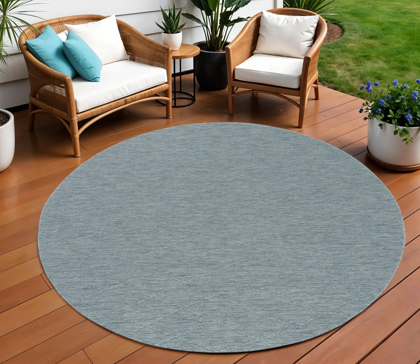 8' Aqua And Ivory Round Geometric Indoor Outdoor Area Rug