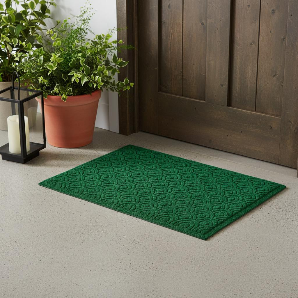 18" X 30" Green Geometric Indoor Outdoor Polypropylene Door Mat